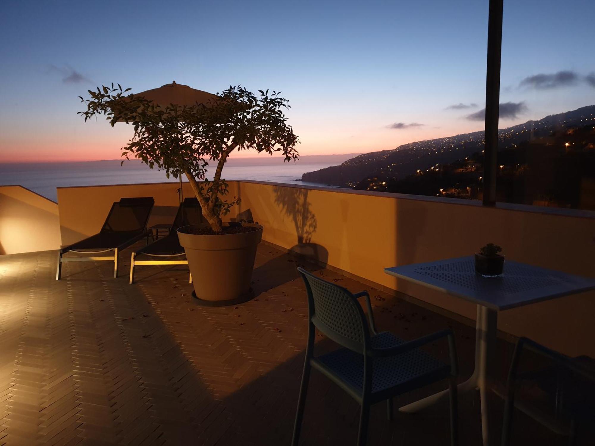 شقة Casa Atlantico Dachterrassengeschoss ريبيرا برافا المظهر الخارجي الصورة